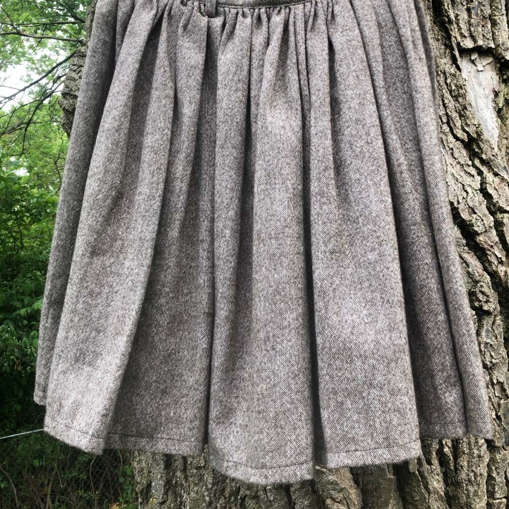 High-waisted Tweed Skirt in Brown